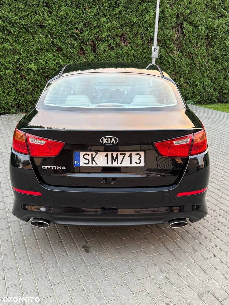 Kia Optima - 8
