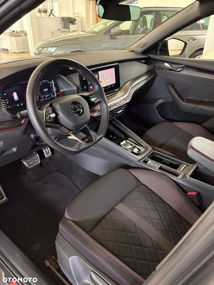 Skoda Octavia 2.0 TSI RS DSG - 29