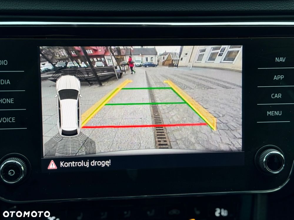 Skoda Superb 2.0 TDI 4x4 DSG Premium Edition - 35