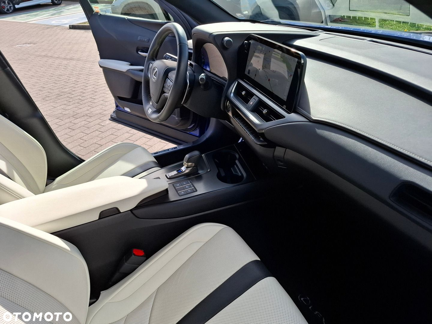 Lexus UX - 19
