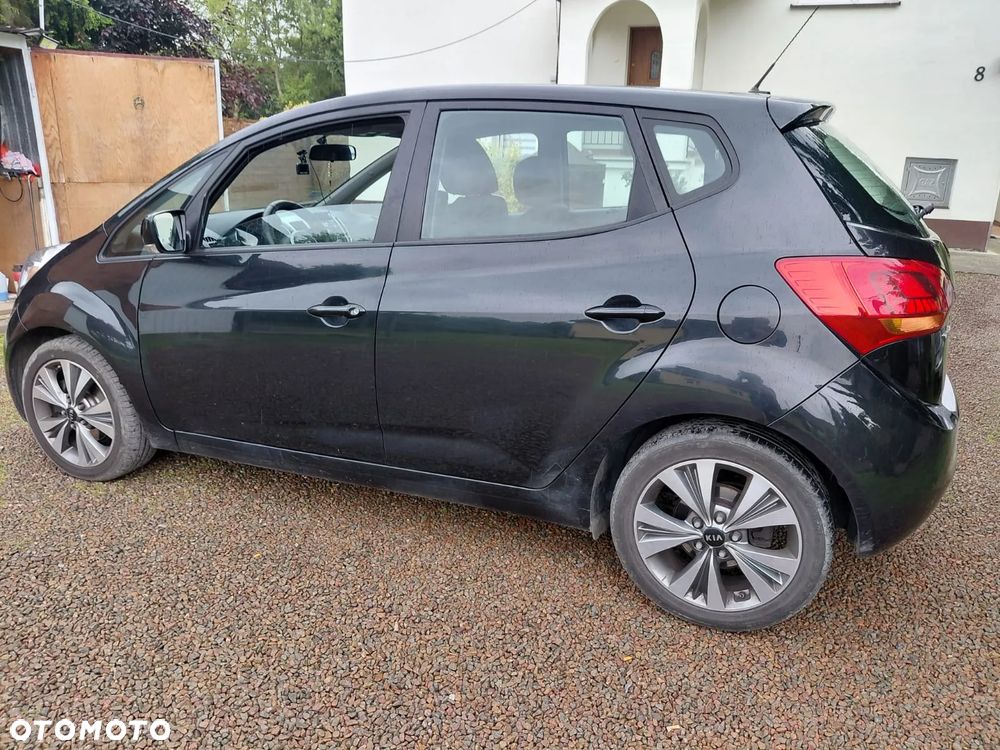 Kia Venga 1.6 CRDi 128 Black Collection - 3