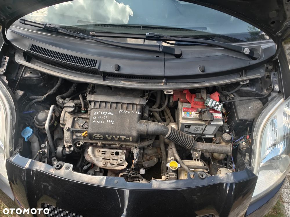 Toyota Yaris 1.3 Sol - 21
