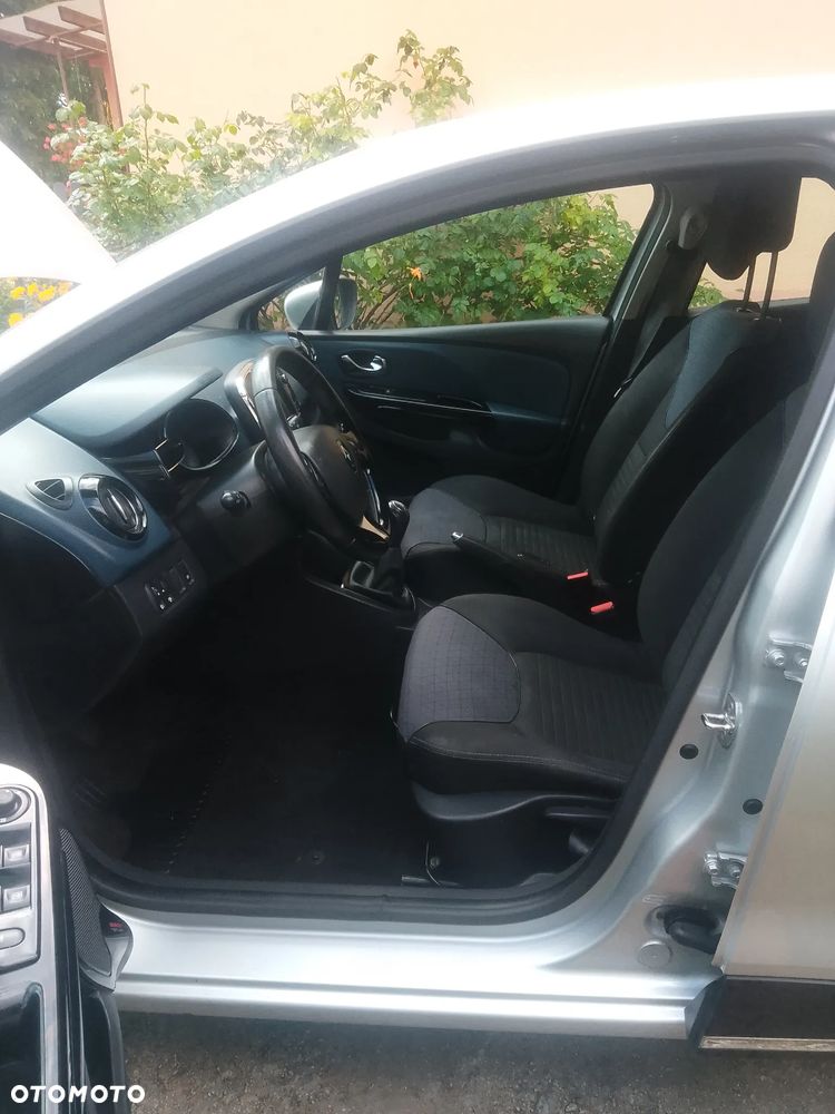 Renault Clio 0.9 Energy TCe Intens+ EU6 - 14