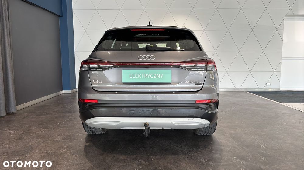 Audi Q4 e-tron - 5