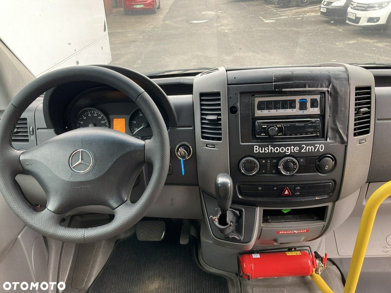 Mercedes-Benz Sprinter - 22