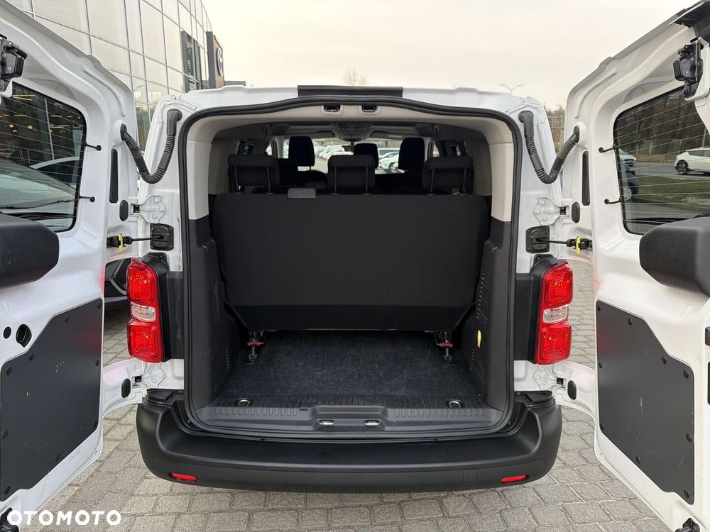Toyota Proace Verso - 24