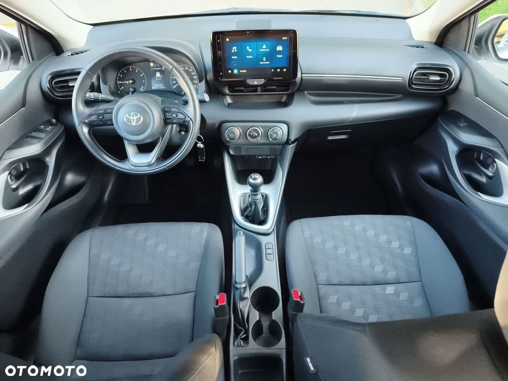 Toyota Yaris 1.5 Comfort - 12