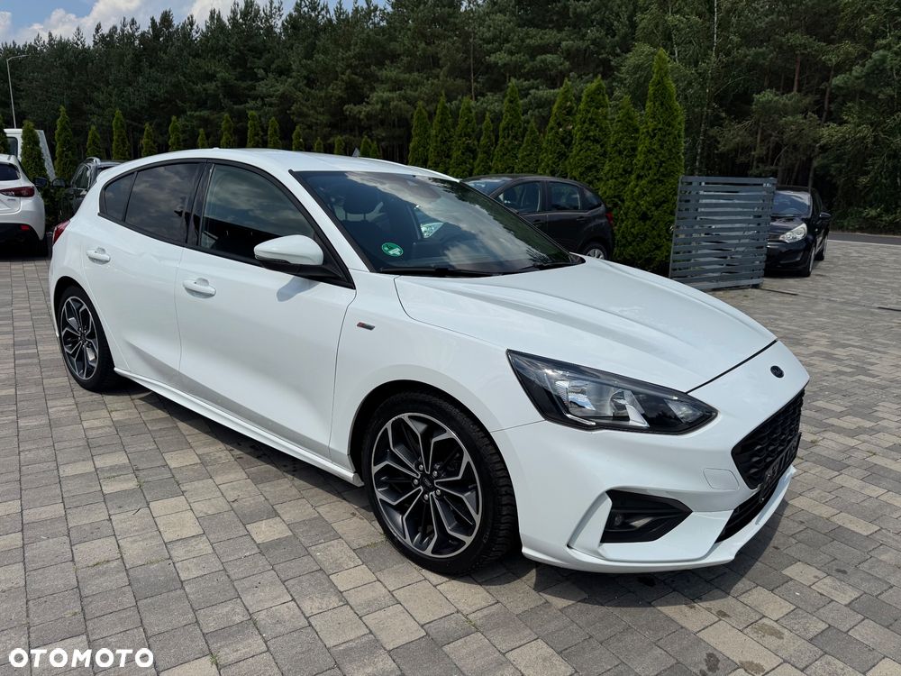 Ford Focus 1.0 EcoBoost Start-Stopp-System ST-LINE DESIGN - 1