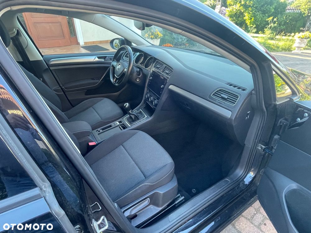 Volkswagen Golf 1.6 TDI (BlueMotion Technology) Comfortline - 18