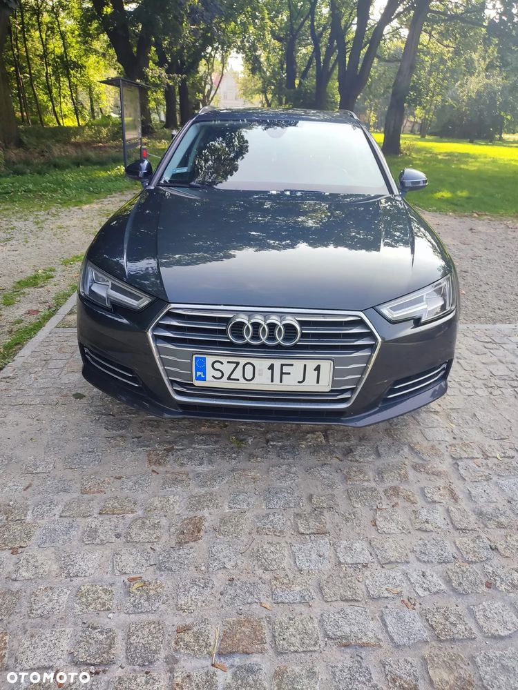 Audi A4 Avant 2.0 TFSI ultra S tronic - 1