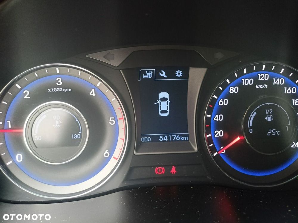 Hyundai i40 Kombi blue 1.6 CRDi Space - 38
