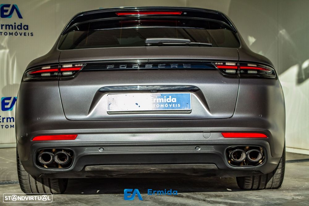 Porsche Panamera Sport Turismo - 5
