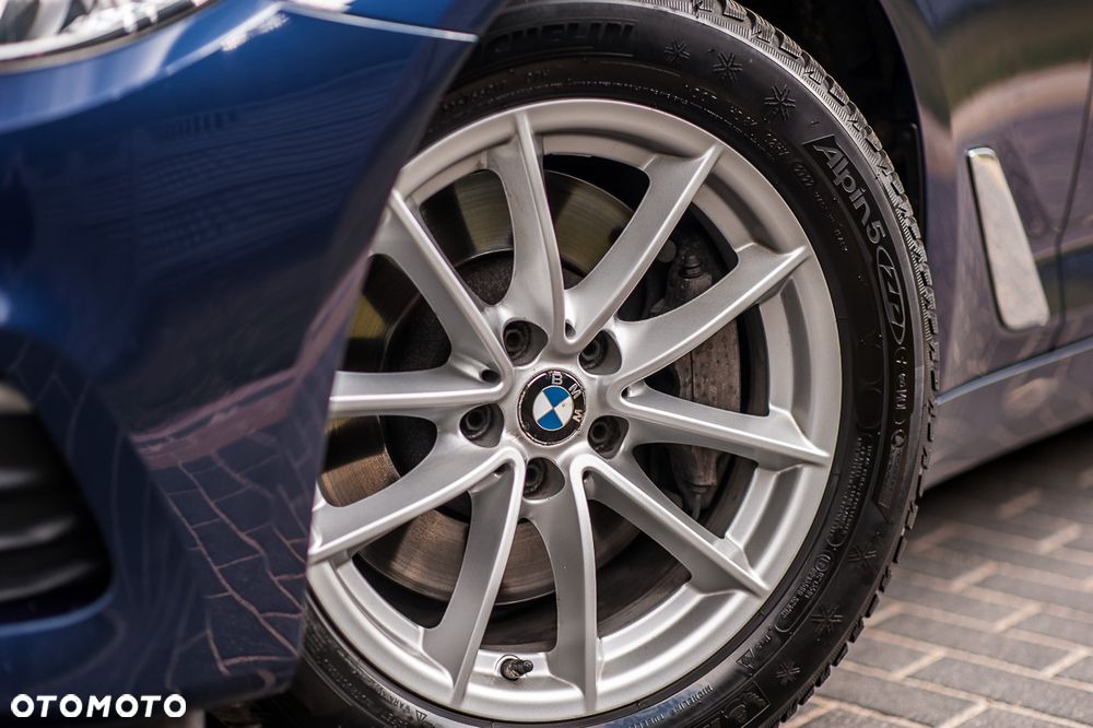 BMW Seria 5 525d - 15