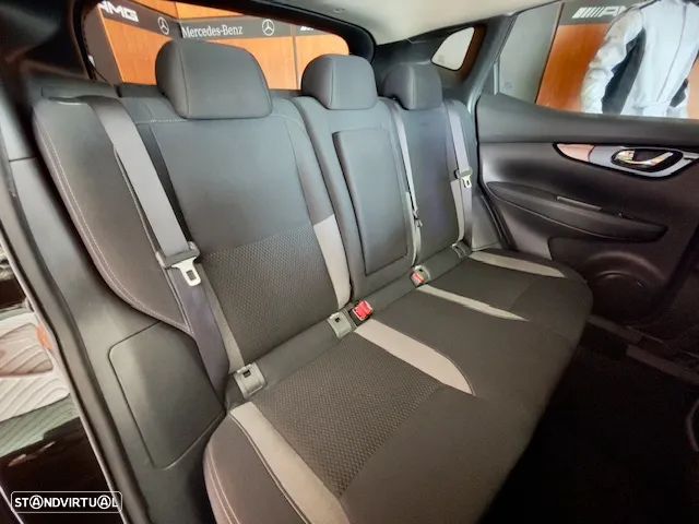 Nissan Qashqai 1.5 dCi N-Style DCT - 34