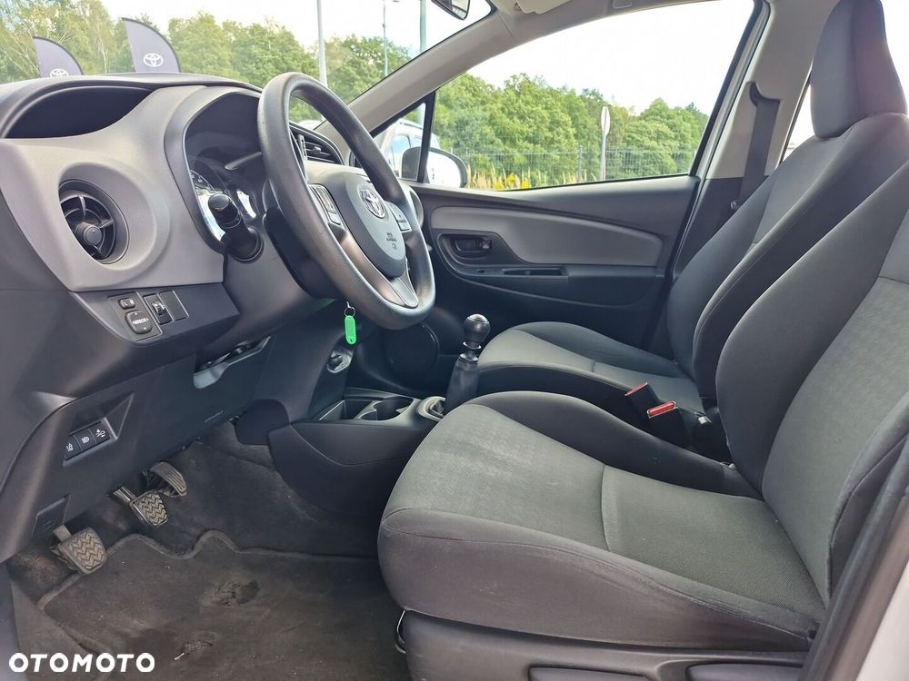 Toyota Yaris 1.5 Active - 13