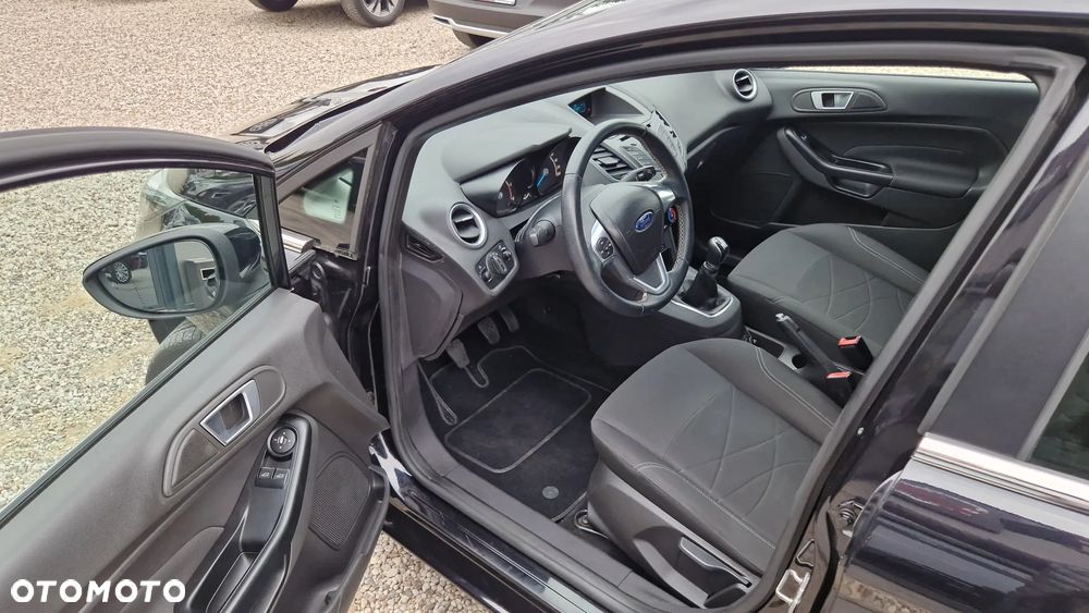 Ford Fiesta 1.5 TDCi Titanium - 8