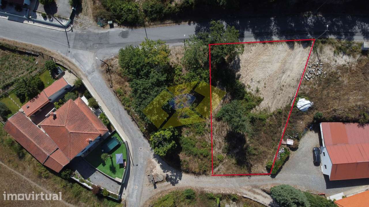 Terreno em Revinhade com 750m2 para construção - Grande imagem: 2/6