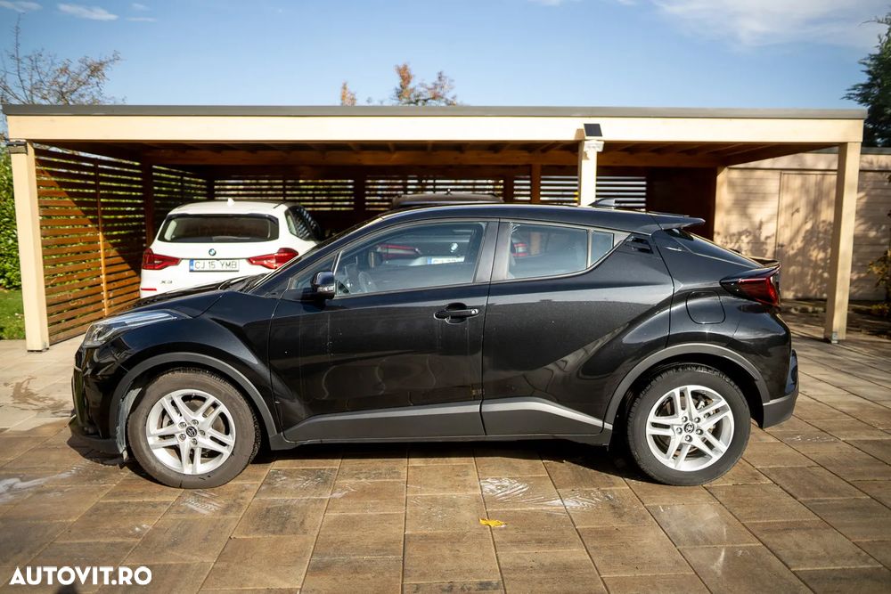 Toyota C-HR 1.8 HSD 122 CP 4x2 CVT Cult - 3