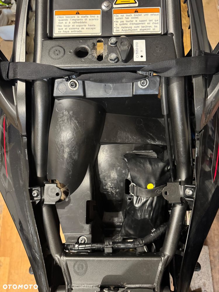 Yamaha FZ6 - 21