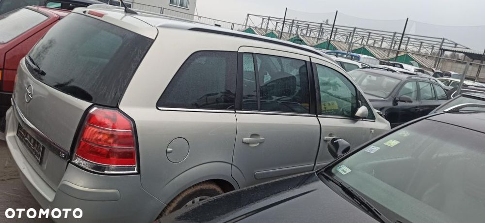 Zafira b z silnikiem 1,8 16V 140 KM Z18XER i skrzynią F17 Lakier Z167 części gwarancja - 1