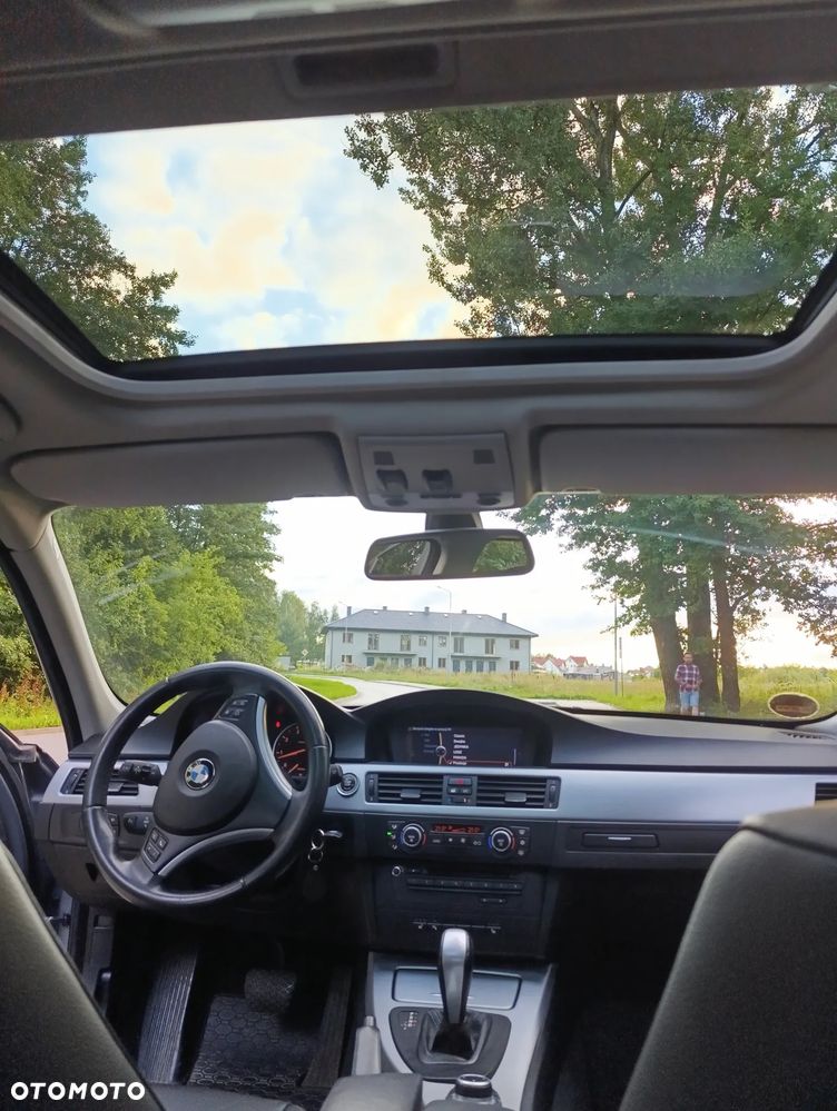 BMW Seria 3 318i - 13