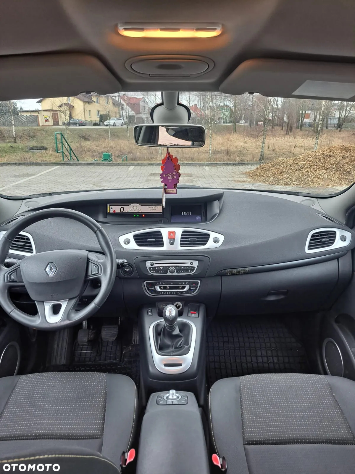 Renault Scenic - 24