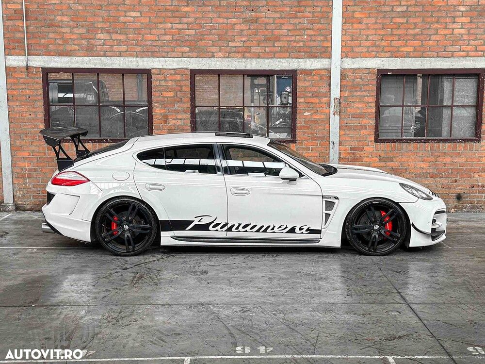 Porsche Panamera - 3