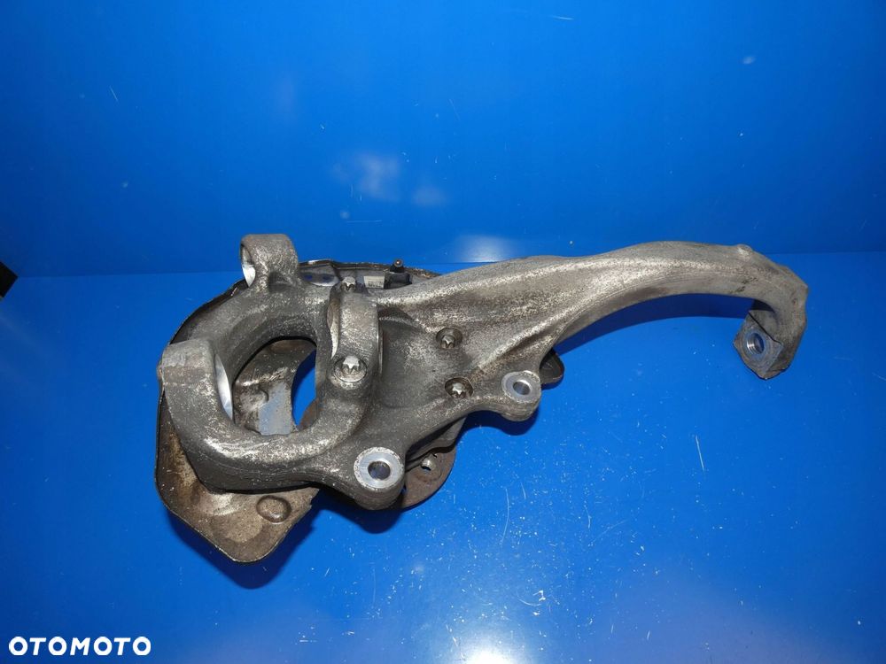 MERCEDES E KLASA W213 ZWROTNICA PIASTA PRAWY PRZÓD PRZEDNIA - 2