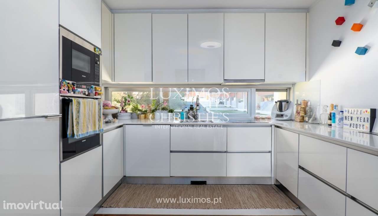 Moradia V4 com jardim em condomínio fechado na Maia - Grande imagem: 5/25