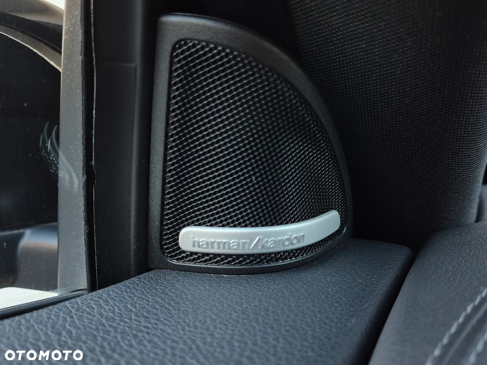 Mercedes-Benz CLA 250 4Matic 7G-DCT - 26