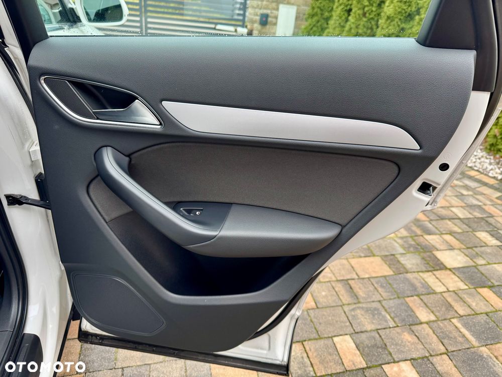 Audi Q3 2.0 TDI Design - 23