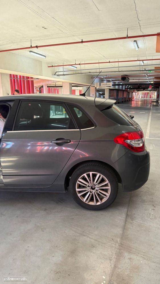 Citroën C4 1.6 HDi Exclusive J17 - 4