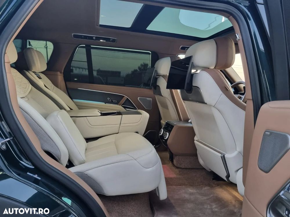 Land Rover Range Rover 4.4 V8 P530 LWB SV - 17