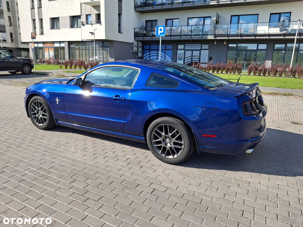 Ford Mustang 3.7 V6 Premium - 4