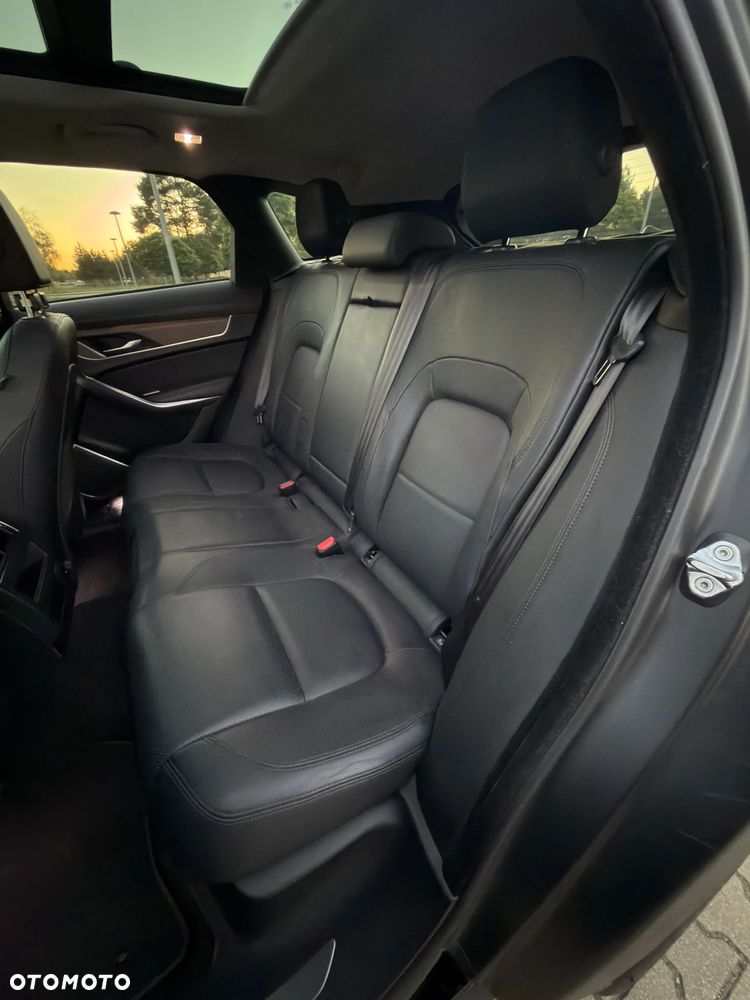 Jaguar F-Pace 2.0 P250 mHEV AWD S - 12