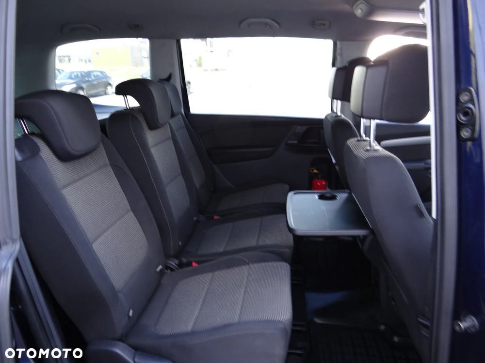 Volkswagen Sharan - 12