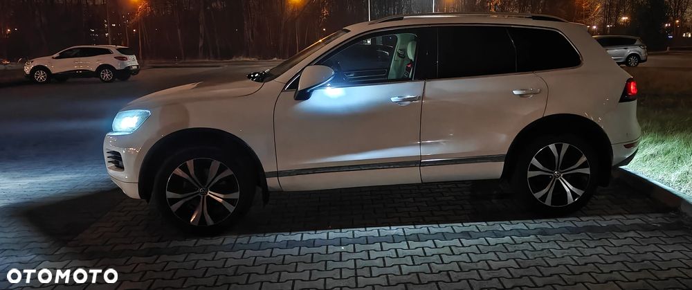 Volkswagen Touareg 3.0 V6 TDI 4XMot BMT - 10