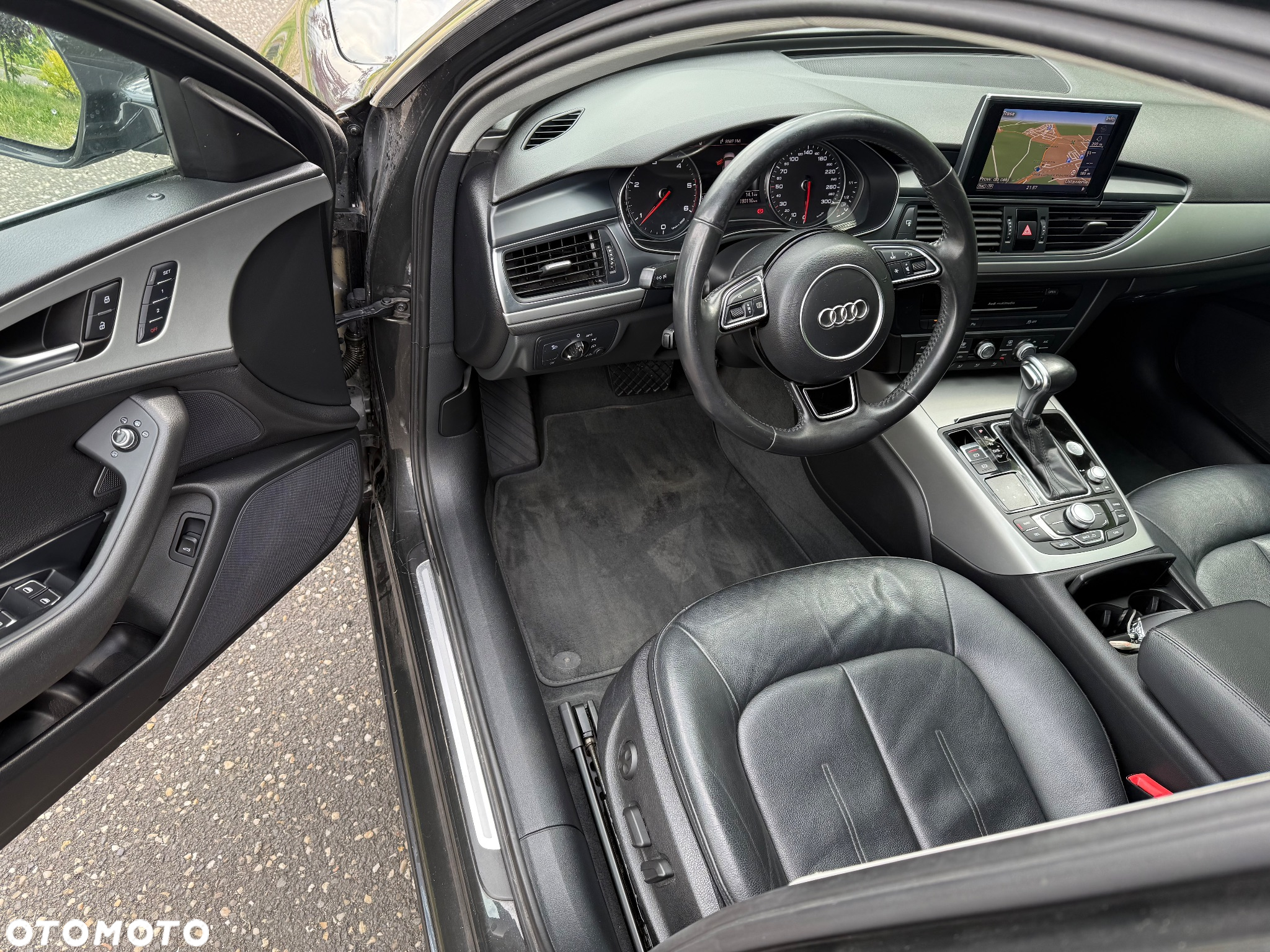 Audi A6 Avant 2.0 TDI Ultra DPF S tronic - 17