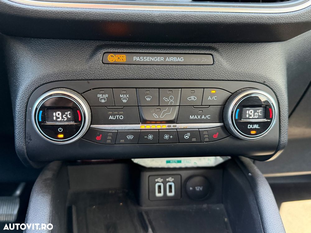 Ford Kuga 2.5 Duratec FHEV AWD Titanium - 15