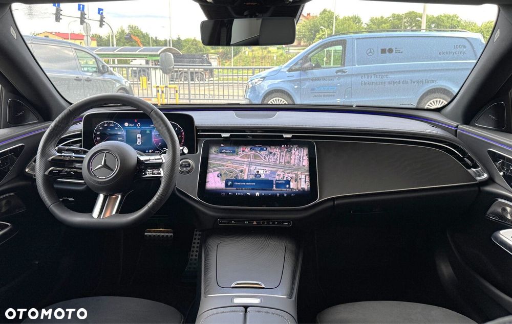 Mercedes-Benz Klasa E 220 d mHEV 4-Matic AMG 9G-Tronic - 9