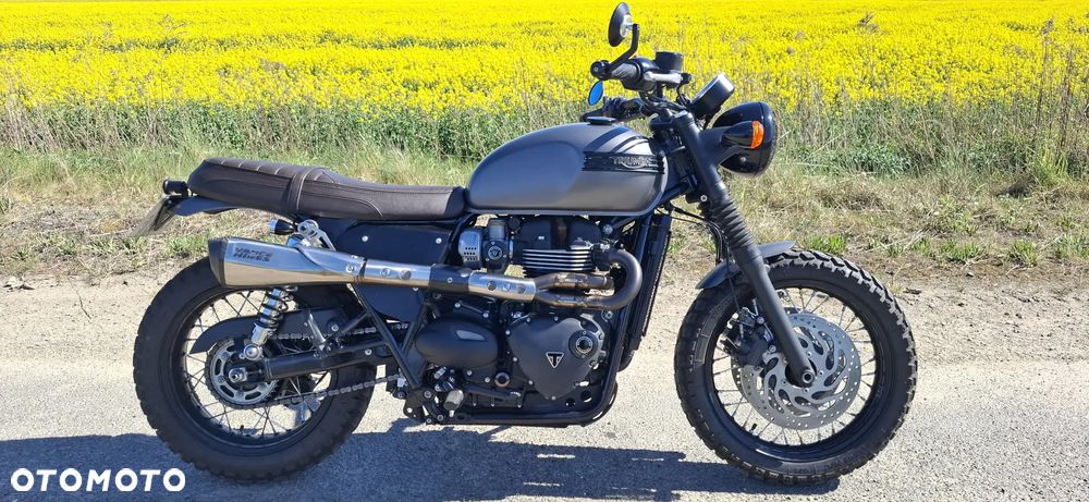 Triumph Bonneville - 1