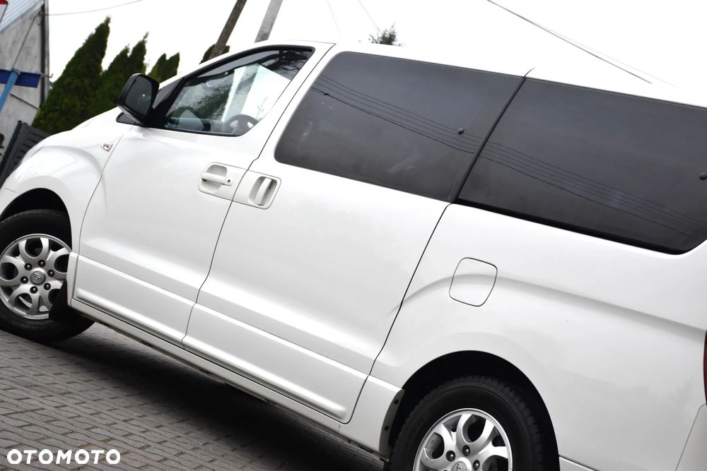 Hyundai H-1 2.5 CRDi Travel Comfort - 39