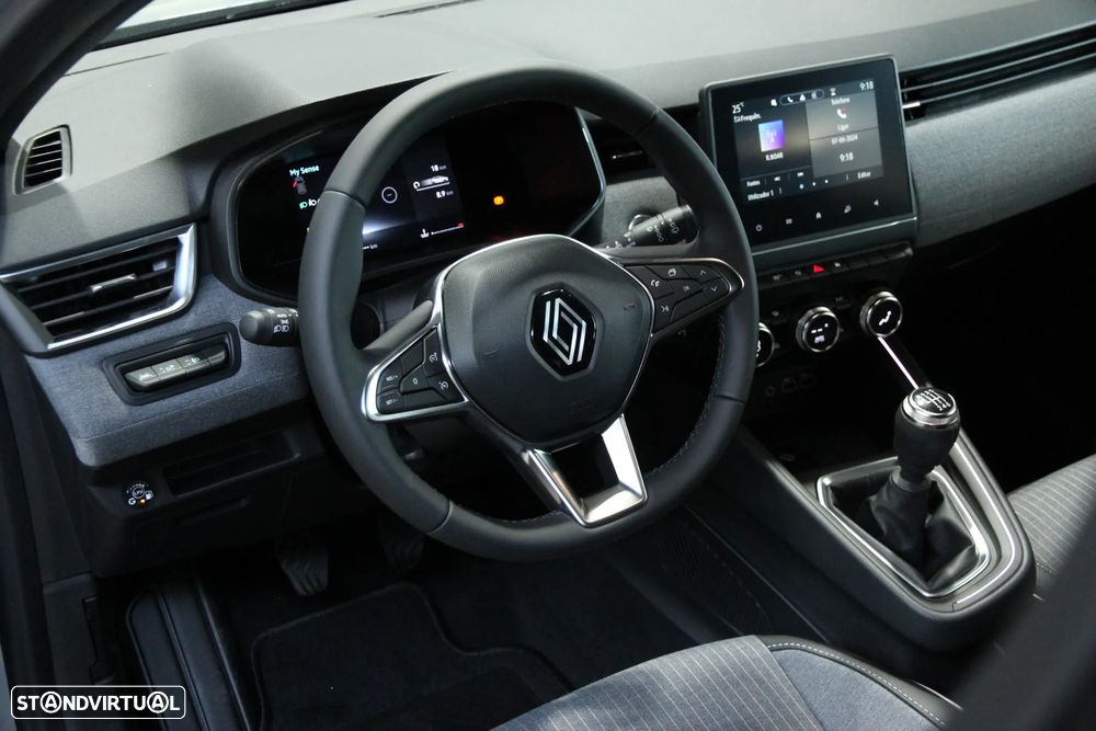 Renault Clio 1.0 TCe Techno Bi-Fuel - 11