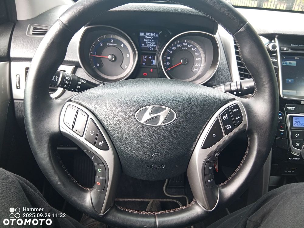 Hyundai i30 1.6 CRDi BlueDrive Go - 15