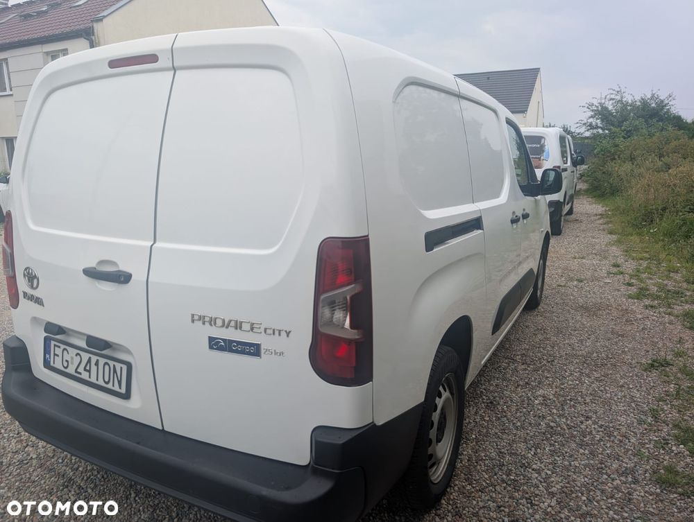 Toyota Proace City - 3