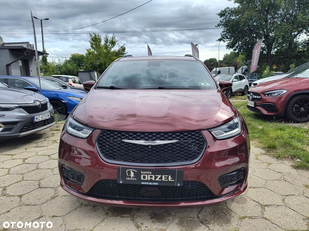 Chrysler Pacifica - 2