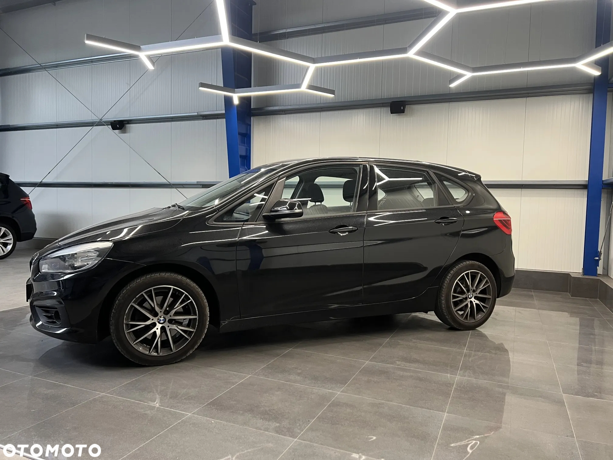 BMW Seria 2 218i Advantage - 4