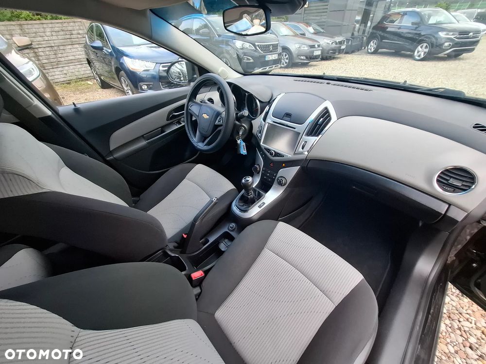 Chevrolet Cruze 1.6 LT - 20
