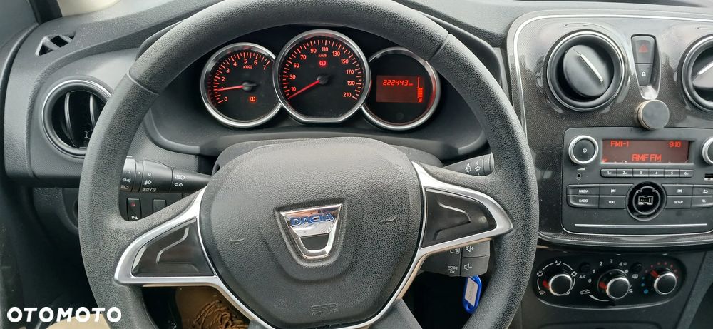 Dacia Sandero 1.5 Blue dCi Laureate S&S - 6