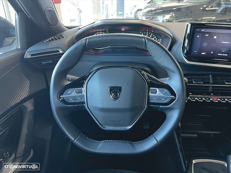 Peugeot 2008 1.2 PureTech Active - 16